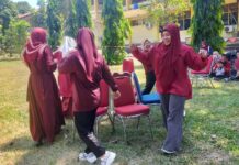 Semarak HUT RI ke-78, Joged Kursi Warnai Lomba yang Digelar Fakes UPRI